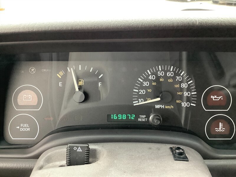 Used 2000 Jeep Cherokee SE RWD image 21