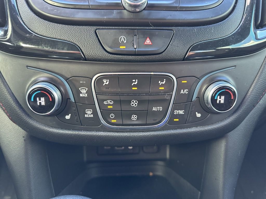 Used 2022 Chevrolet Equinox RS w/ Infotainment Package image 25