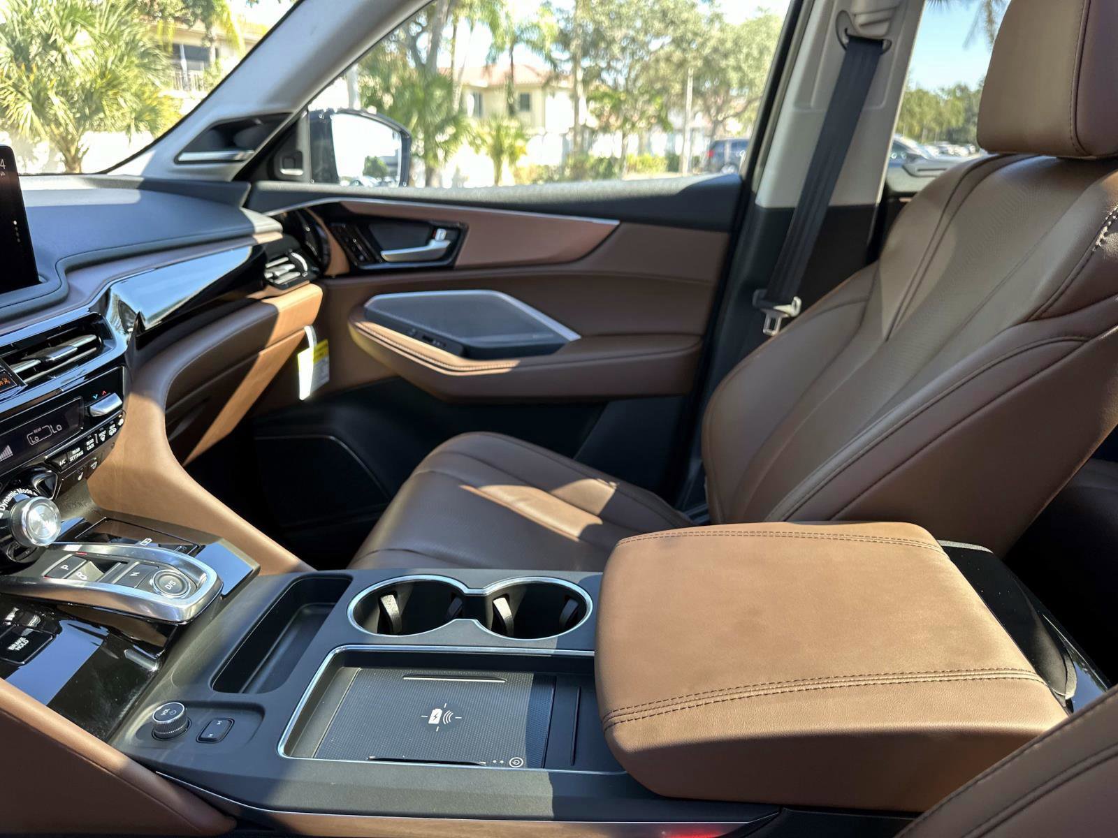 Certified 2025 Acura MDX SH-AWD w/ Technology Package image 23