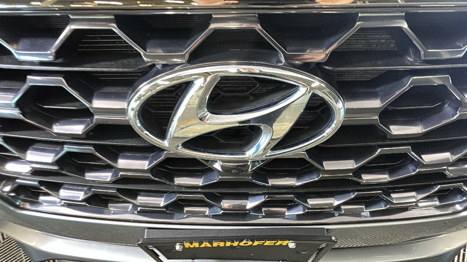 Used 2020 Hyundai Santa Fe Limited AWD/4WD image 10