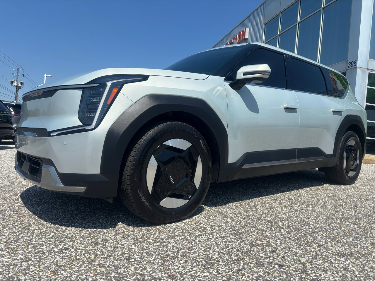 Used 2024 Kia EV9 Light Long Range image 32