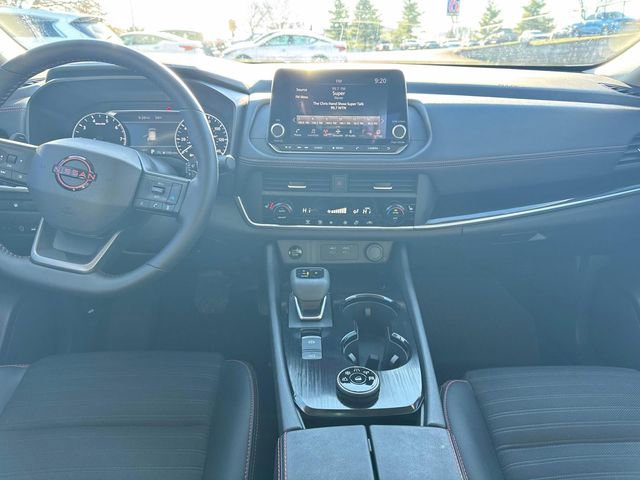 Certified 2025 Nissan Rogue SV AWD/4WD image 21