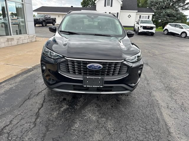 Used 2025 Ford Escape Platinum AWD/4WD image 6