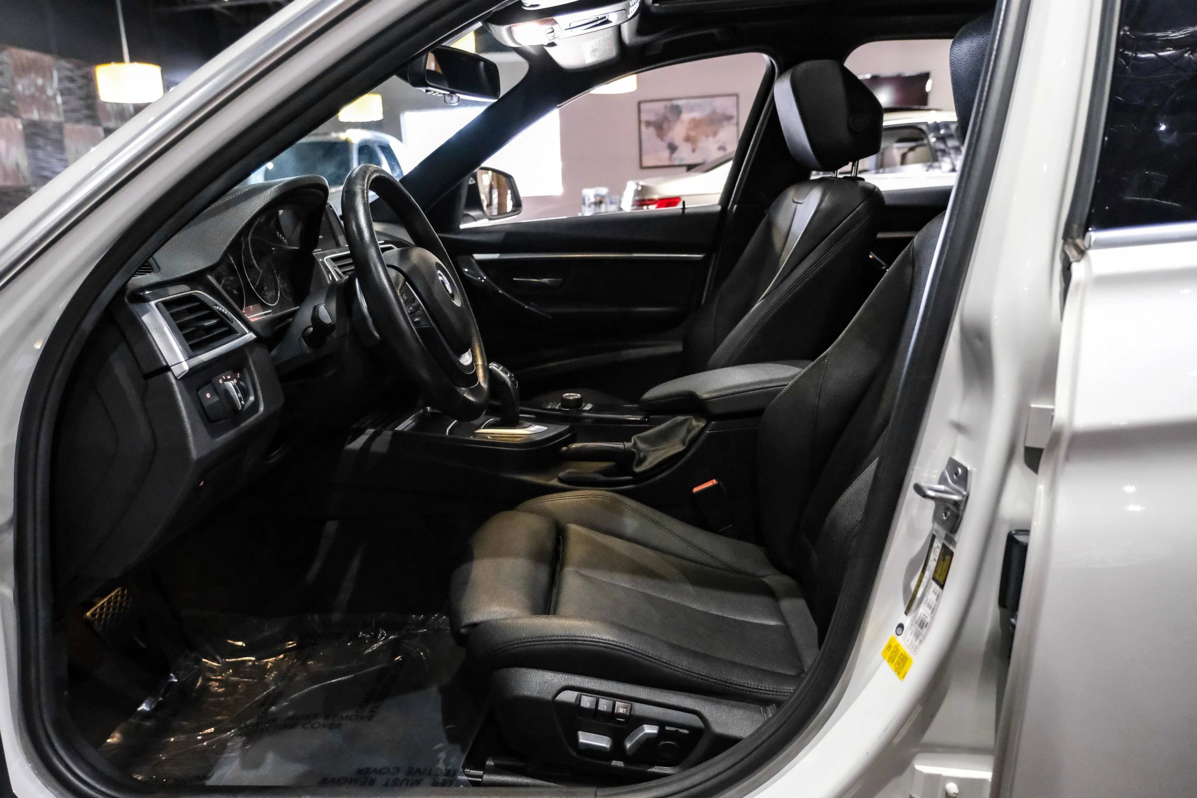 Used 2018 BMW 330i Sedan RWD image 5
