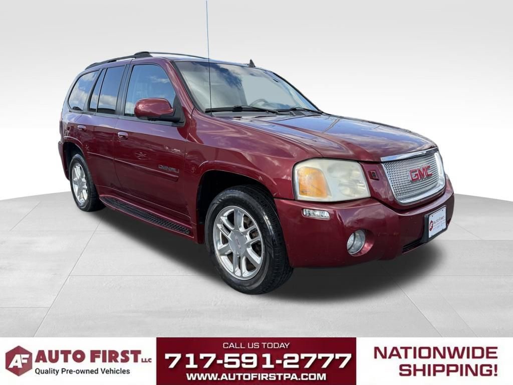 Used 2007 GMC Envoy Denali image 1