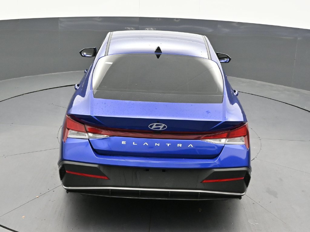 Used 2024 Hyundai Elantra SEL FWD image 24