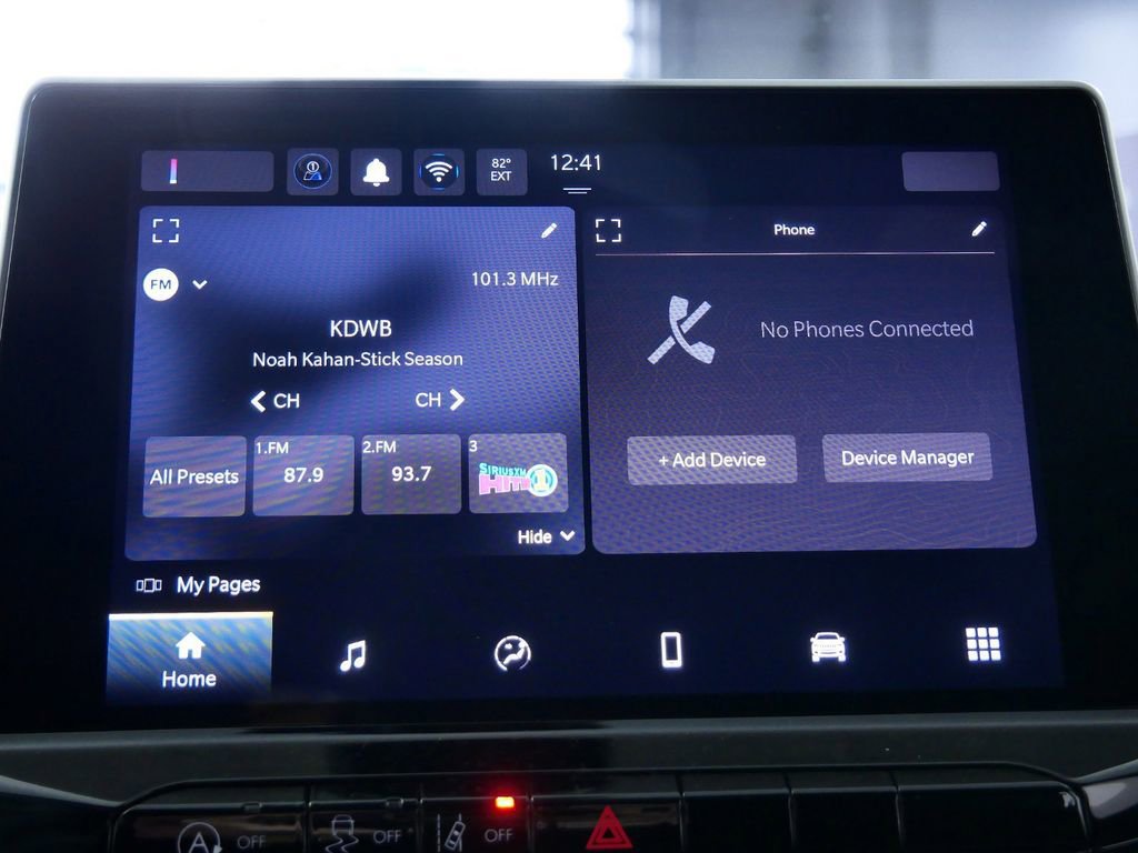 Used 2024 Jeep Compass Sport image 38