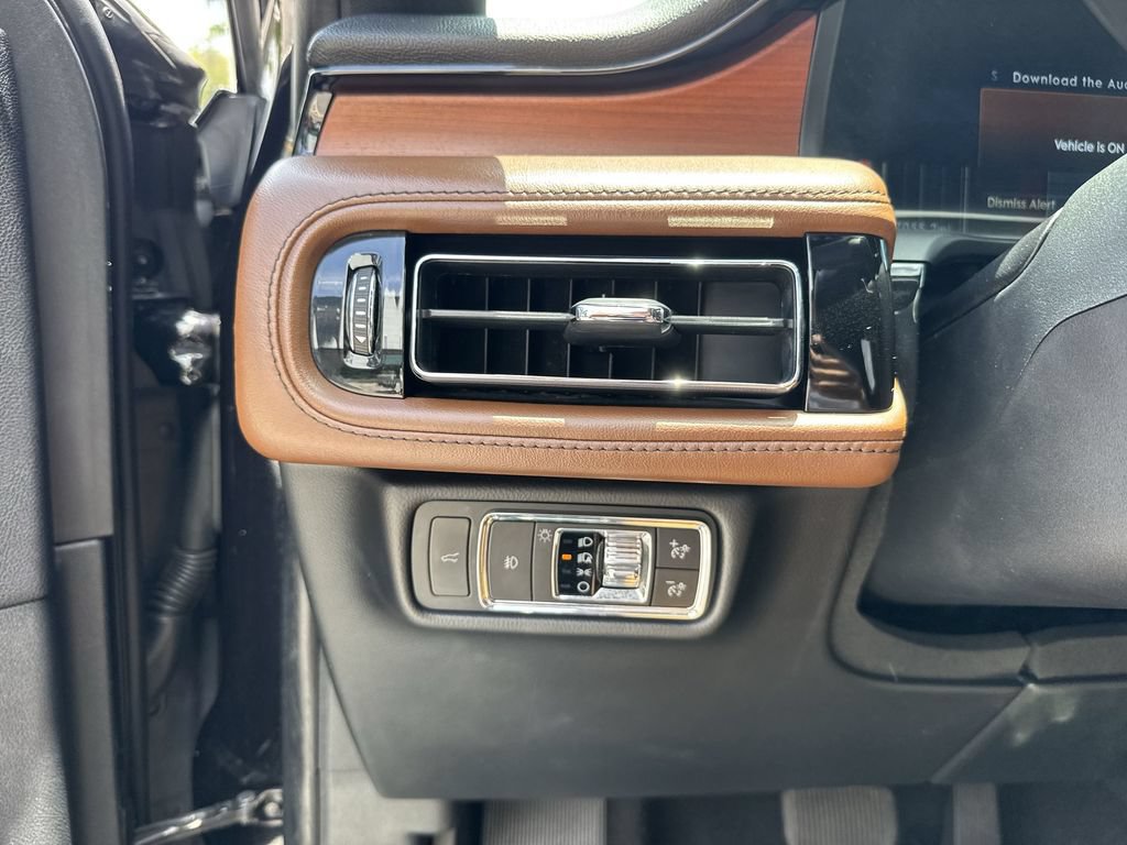 Used 2020 Lincoln Aviator Reserve RWD image 56