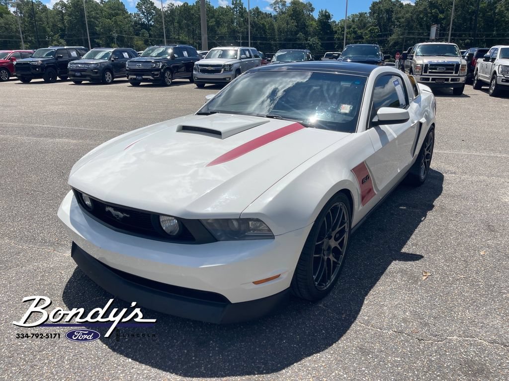 Used 2011 Ford Mustang GT Premium w/ Comfort Pkg RWD image 3
