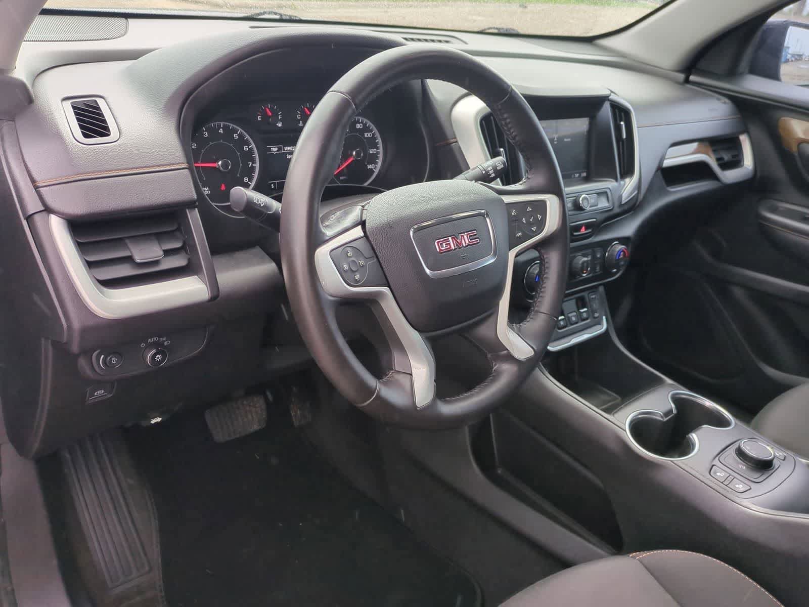 Used 2018 GMC Terrain SLE w/ Driver Convenience Package FWD image 10