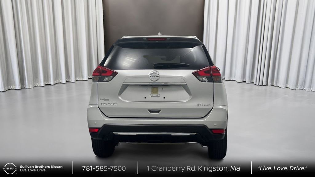 Certified 2019 Nissan Rogue SV w/ Premium Package image 6