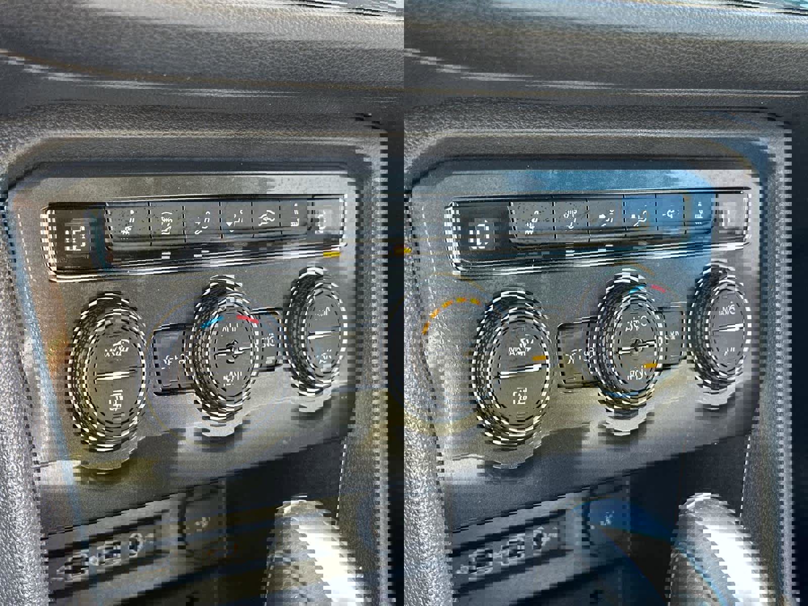 Used 2019 Volkswagen Tiguan SEL image 28