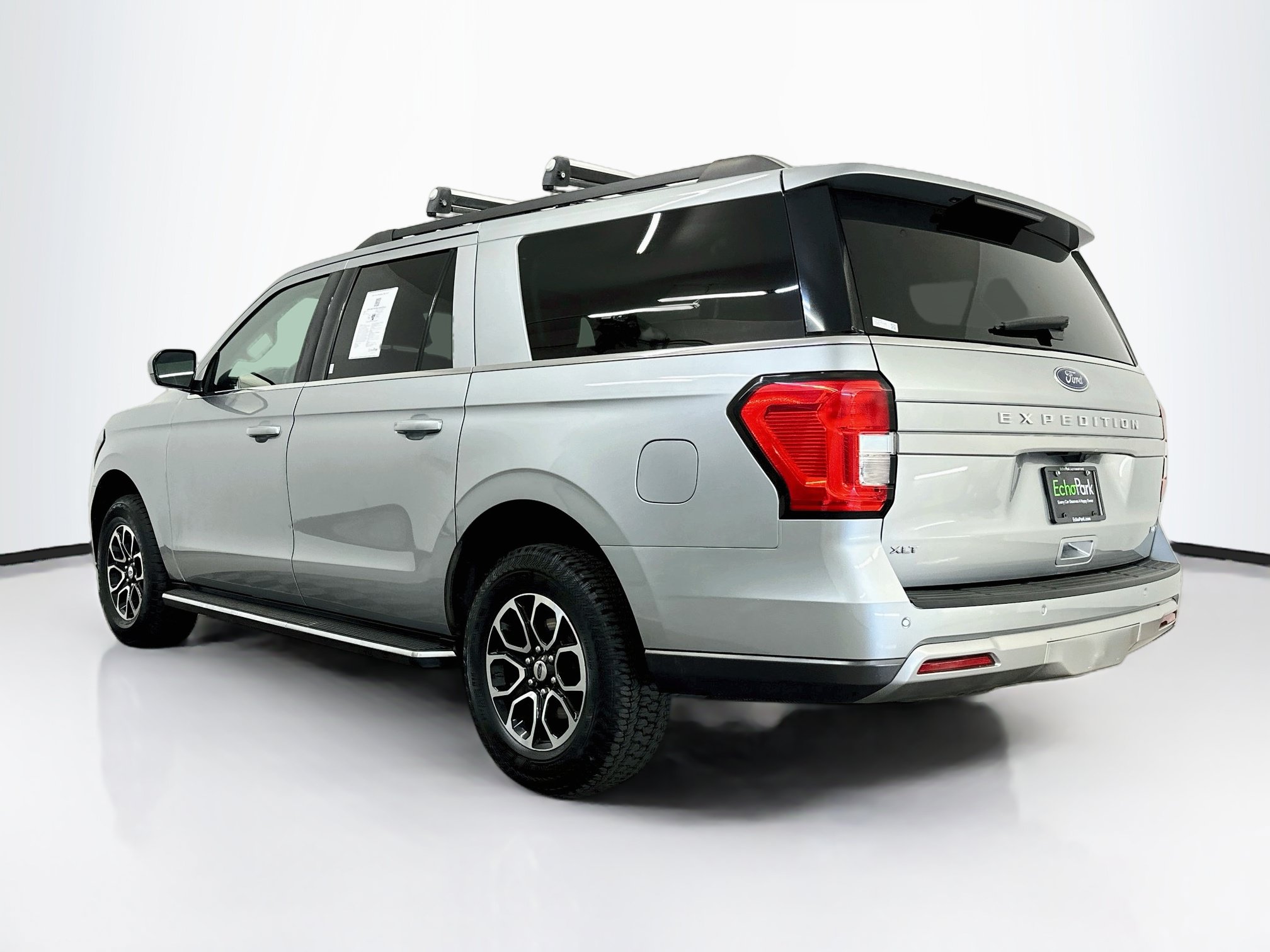 Used 2022 Ford Expedition Max XLT AWD/4WD image 5