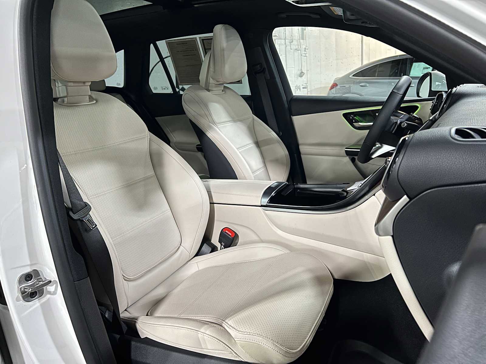 Certified 2026 Mercedes-Benz GLC 300 4MATIC image 13