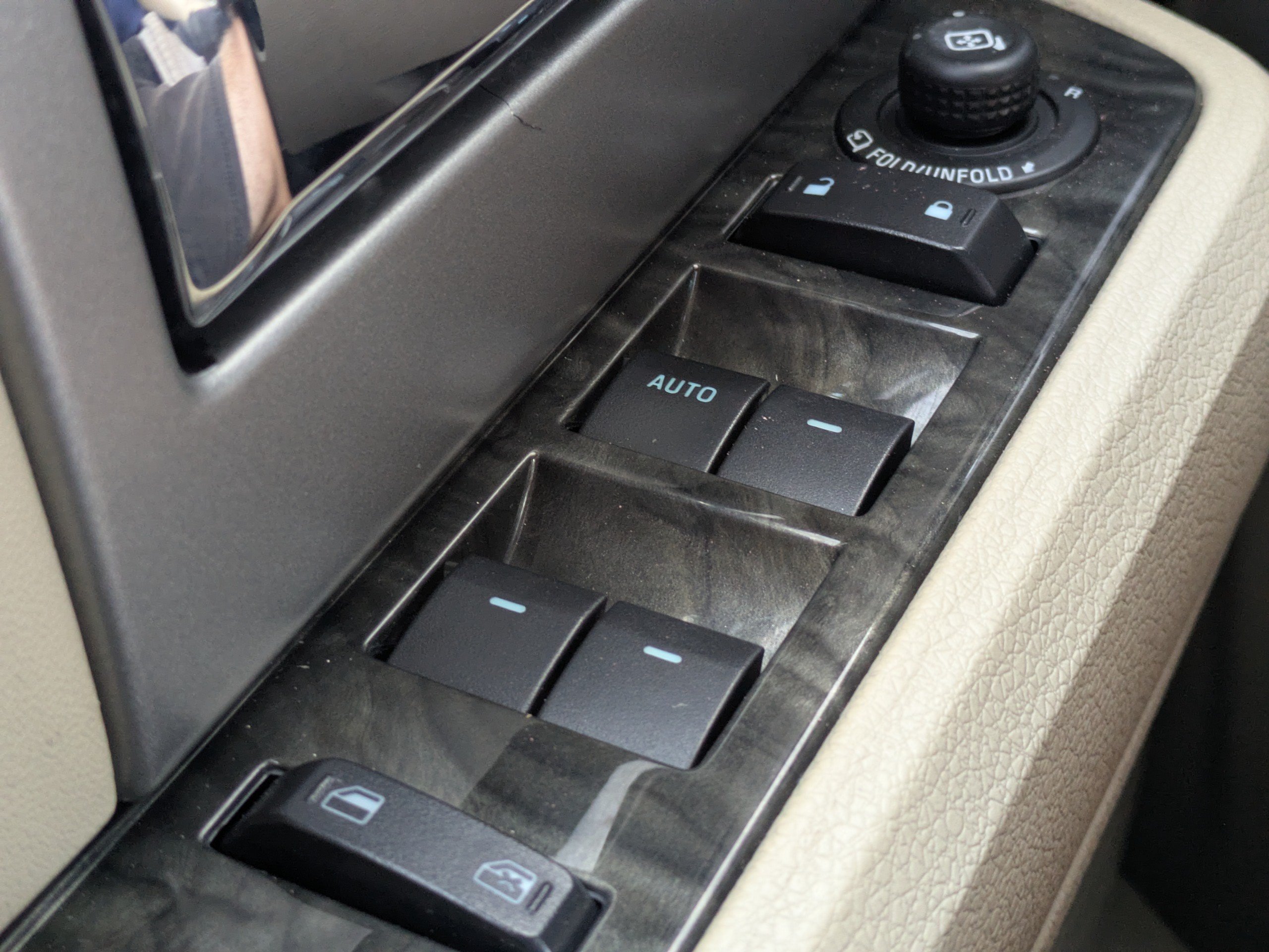Used 2015 Ford Expedition Limited w/ Equipment Group 301A RWD image 28