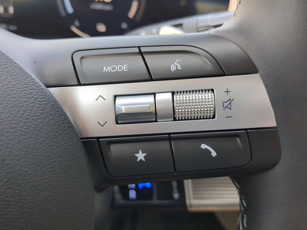 New 2024 Hyundai Sonata Limited image 13