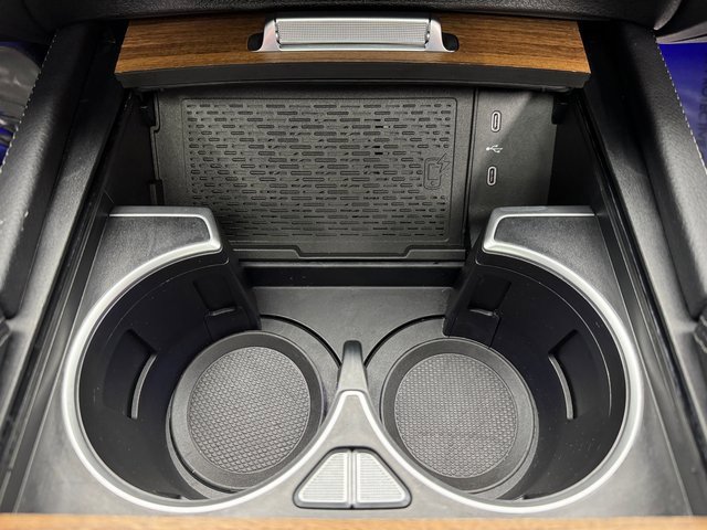 Used 2025 Mercedes-Benz GLS 450 4MATIC image 18