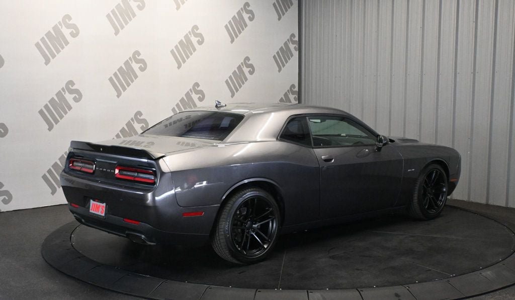Used 2015 Dodge Challenger R/T Plus RWD image 5