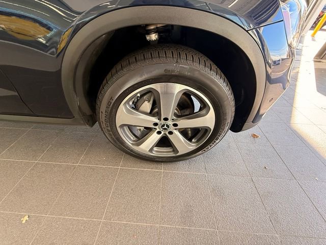 Used 2022 Mercedes-Benz GLC 300 4MATIC w/ Premium Package Lite image 40