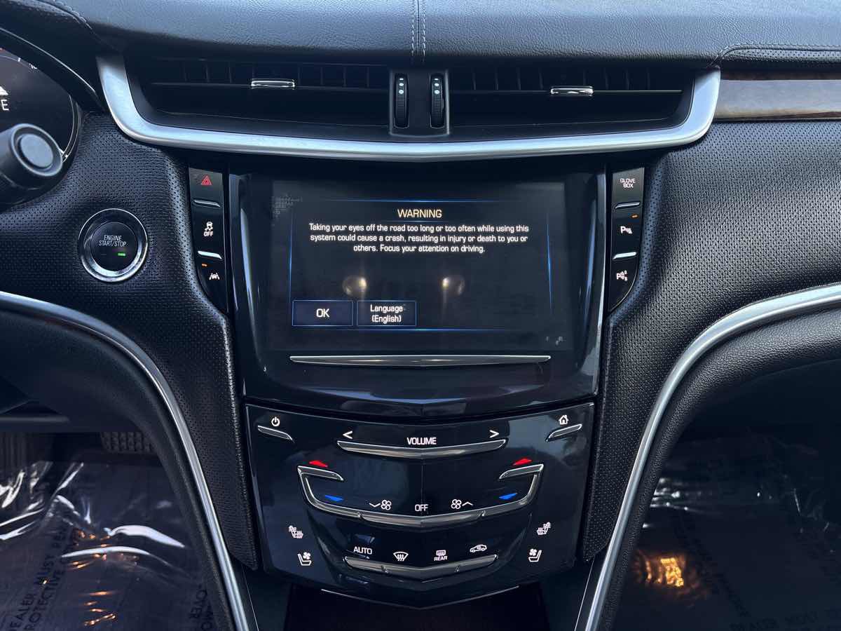 Used 2017 Cadillac XTS Premium Luxury image 32