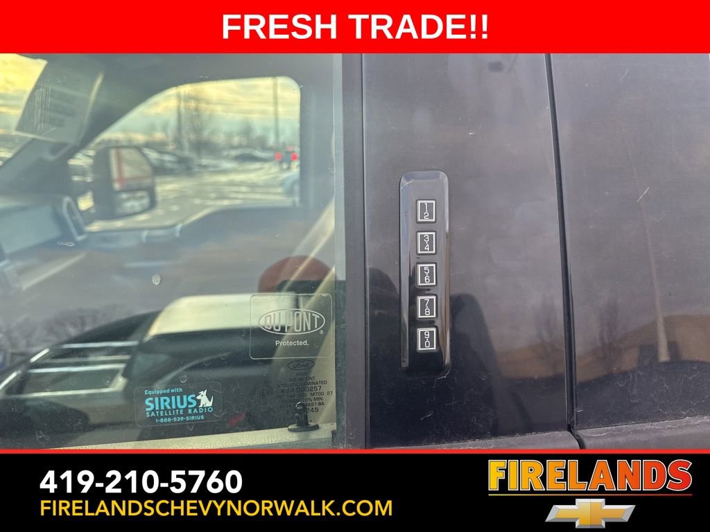 Used 2017 Ford F150 XLT w/ Equipment Group 302A Luxury image 6