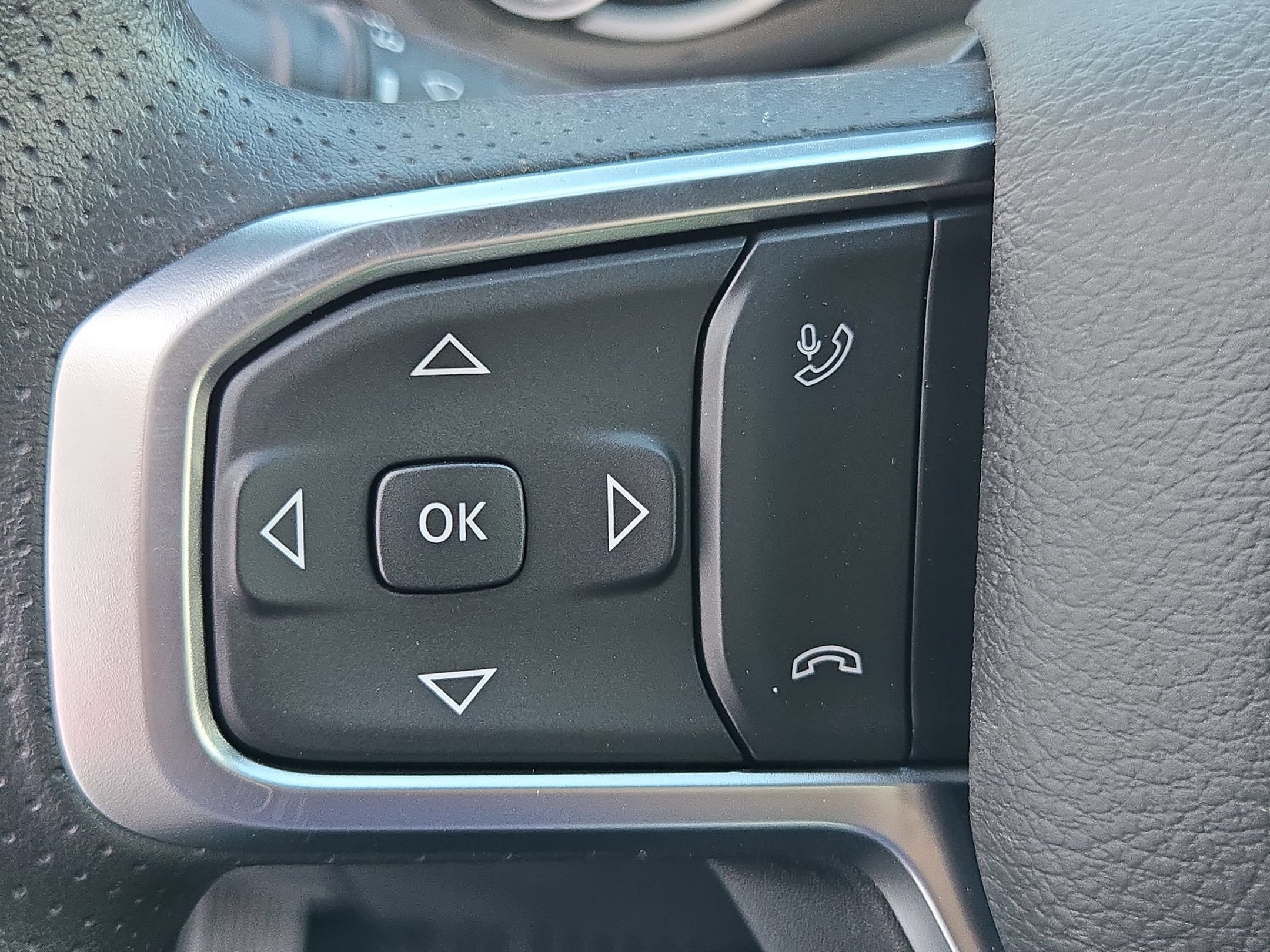 New 2026 RAM 3500 Tradesman AWD/4WD image 21
