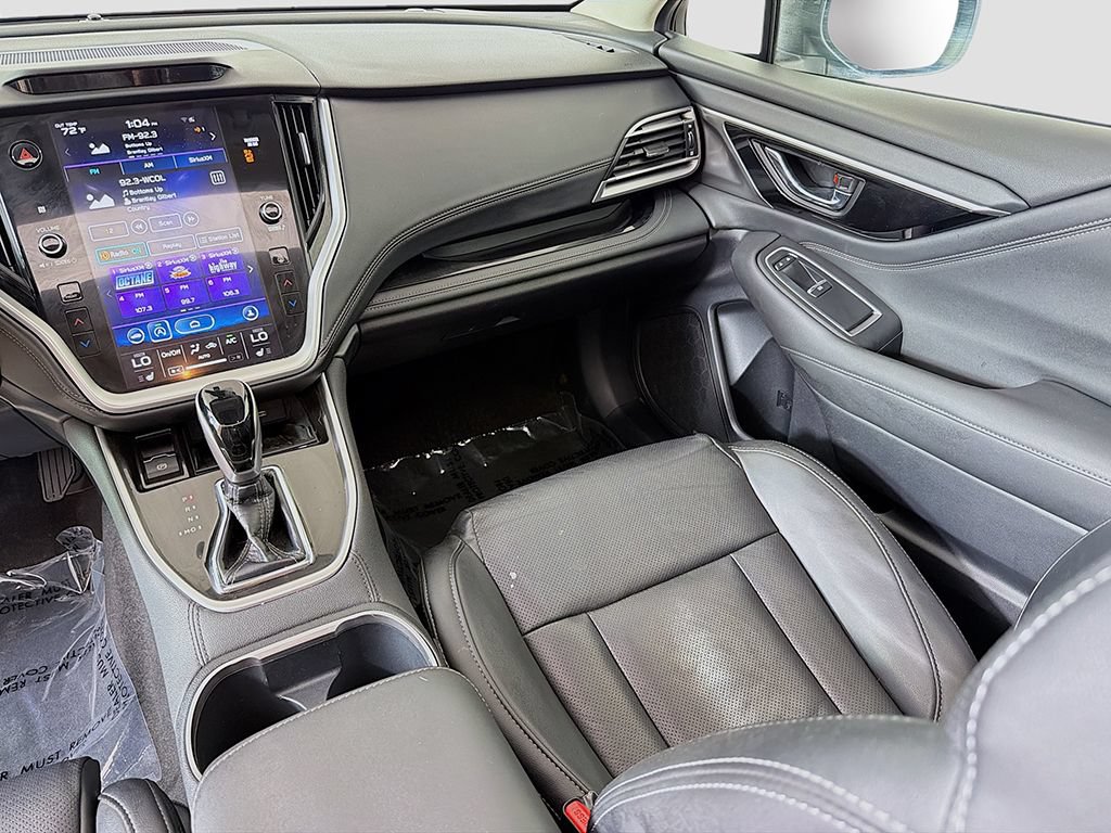 Used 2021 Subaru Outback Limited AWD/4WD image 32
