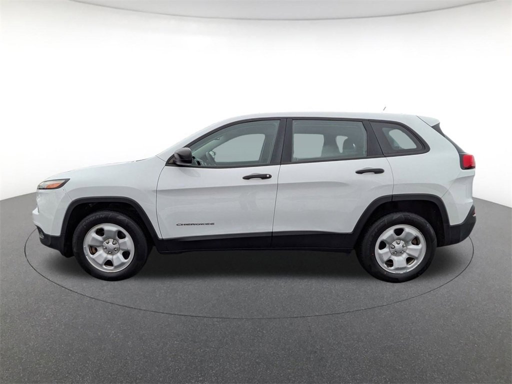 Used 2017 Jeep Cherokee Sport image 8