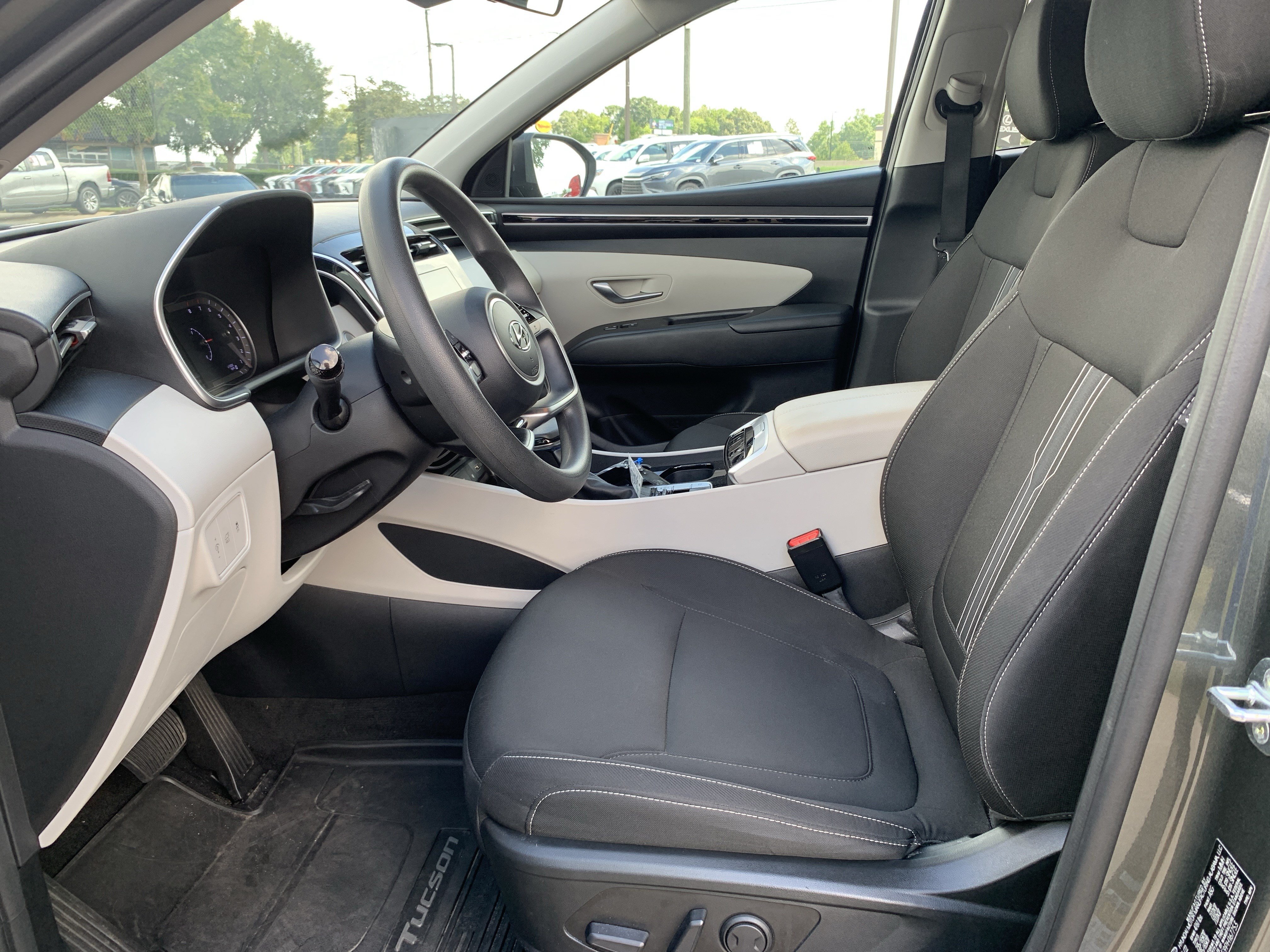 Used 2023 Hyundai Tucson SEL AWD/4WD image 16