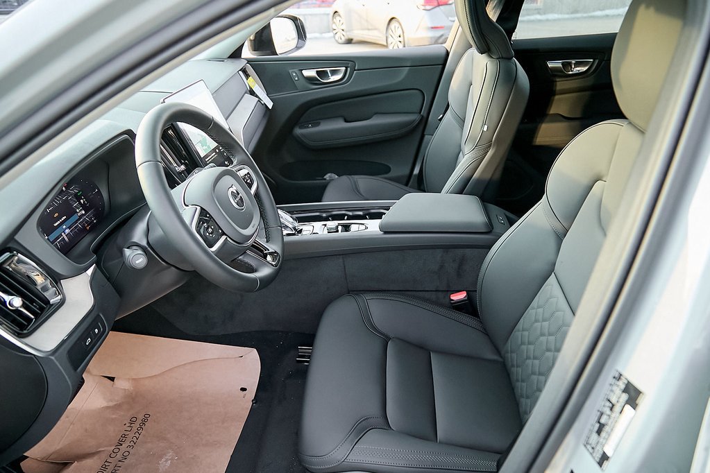 New 2026 Volvo XC60 T8 Plus w/ Protection Package Premier AWD/4WD image 13