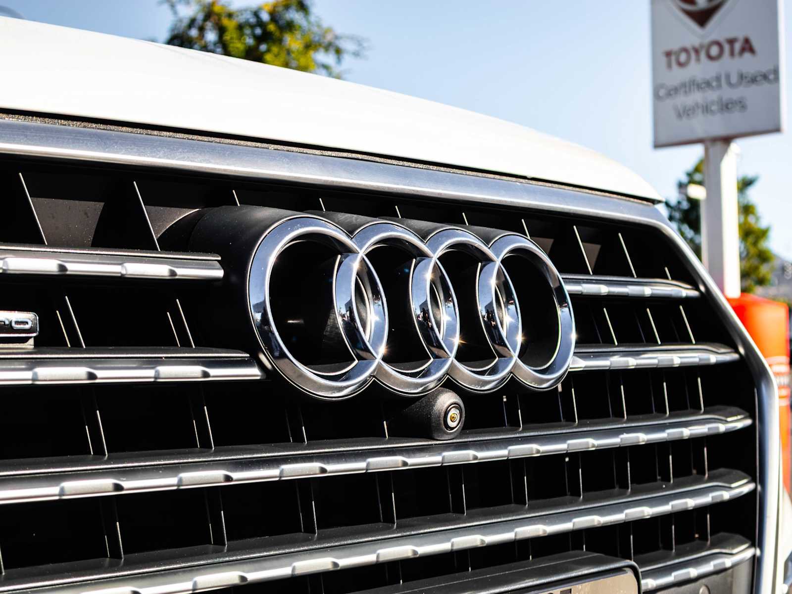 Used 2017 Audi Q7 3.0T Premium Plus image 5