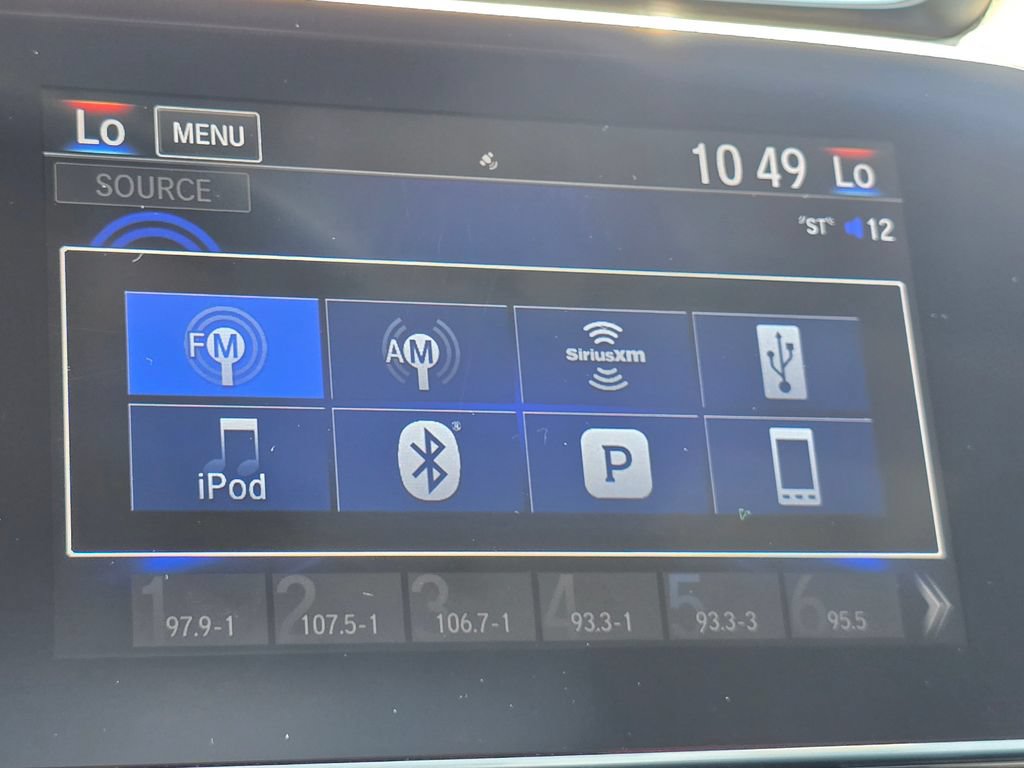 Used 2020 Honda CR-V Touring image 27