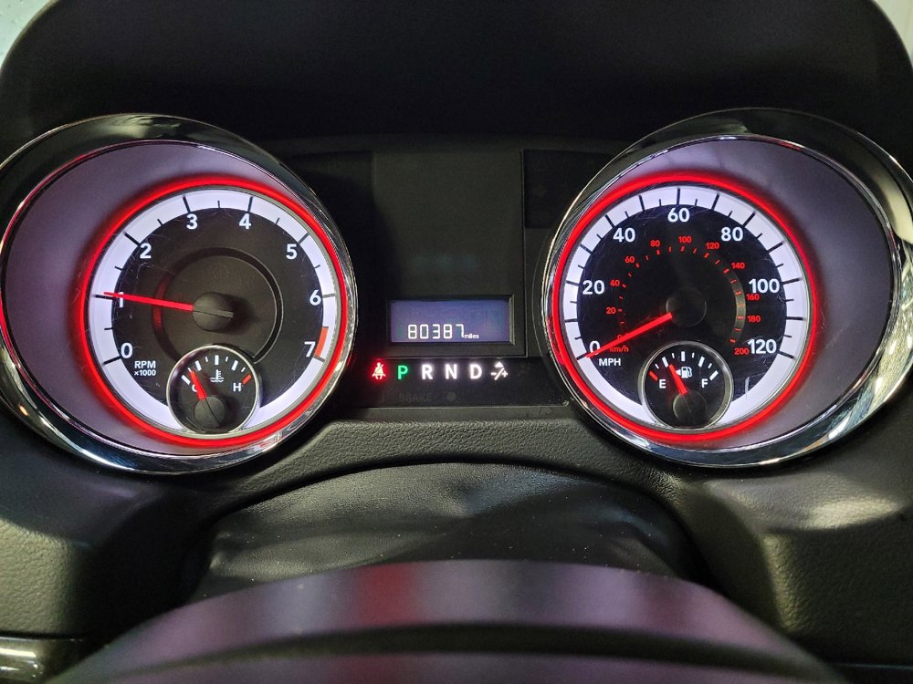Used 2016 Dodge Grand Caravan SXT FWD image 23