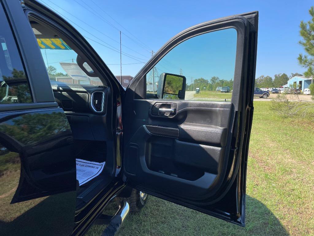 Used 2022 Chevrolet Silverado 2500 LT w/ Convenience Package AWD/4WD image 19