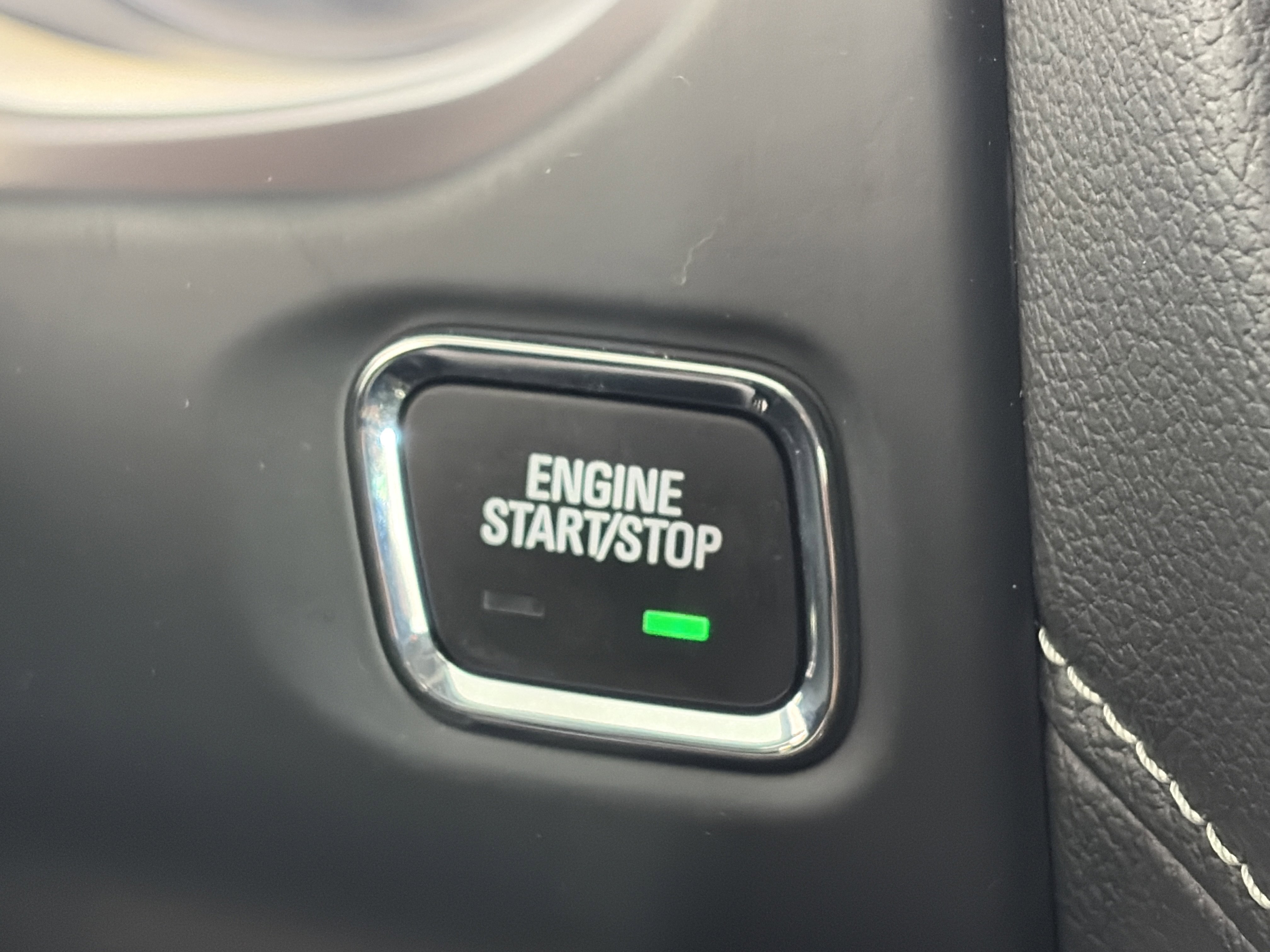 Certified 2023 GMC Acadia SLE image 27