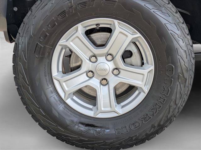 Used 2019 Jeep Wrangler Unlimited Sport S AWD/4WD image 9