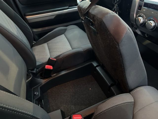Used 2016 Toyota Tundra SR5 image 39