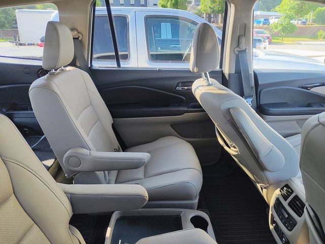 Used 2020 Honda Pilot Elite image 6