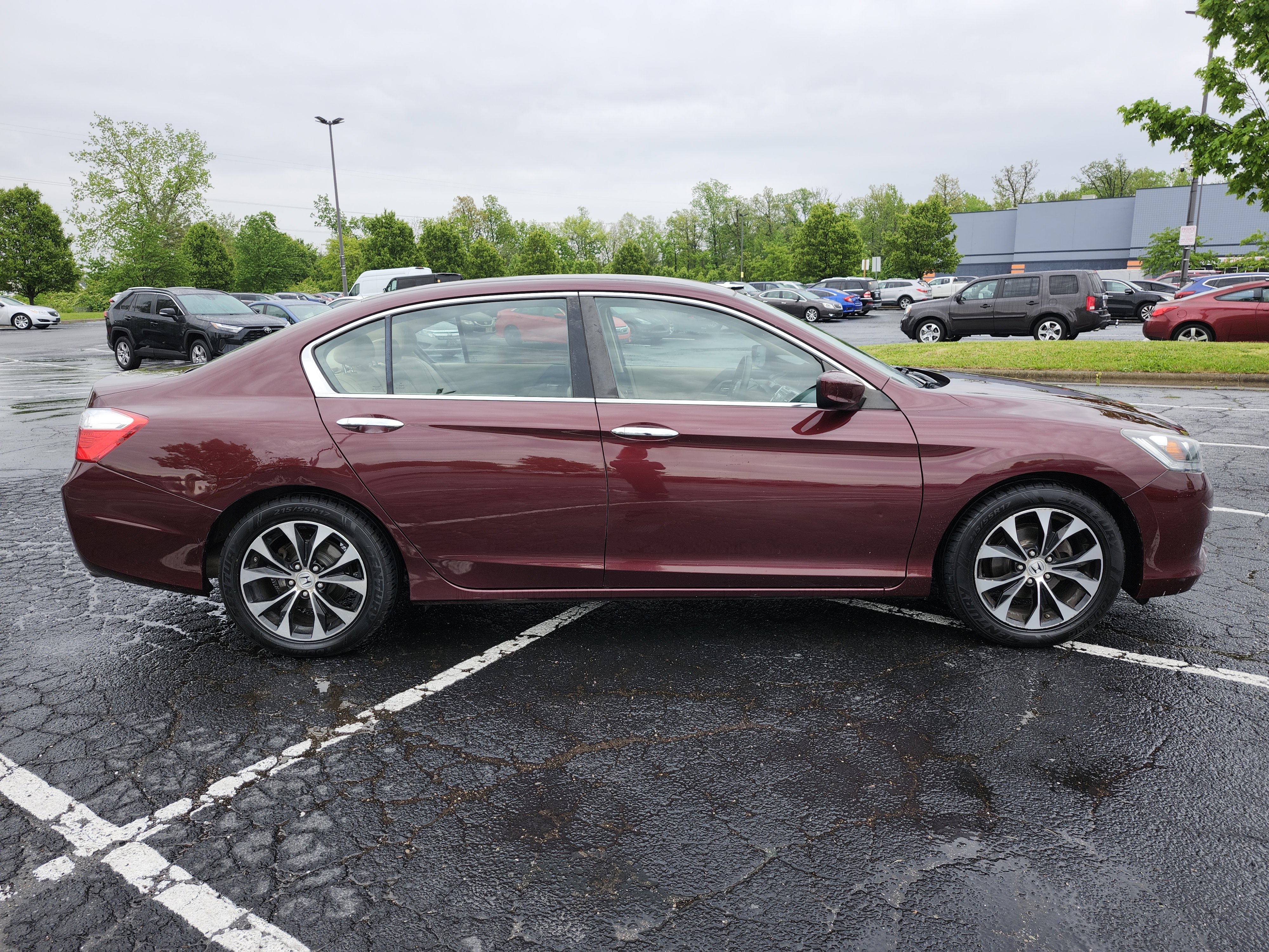 Used 2015 Honda Accord LX image 16