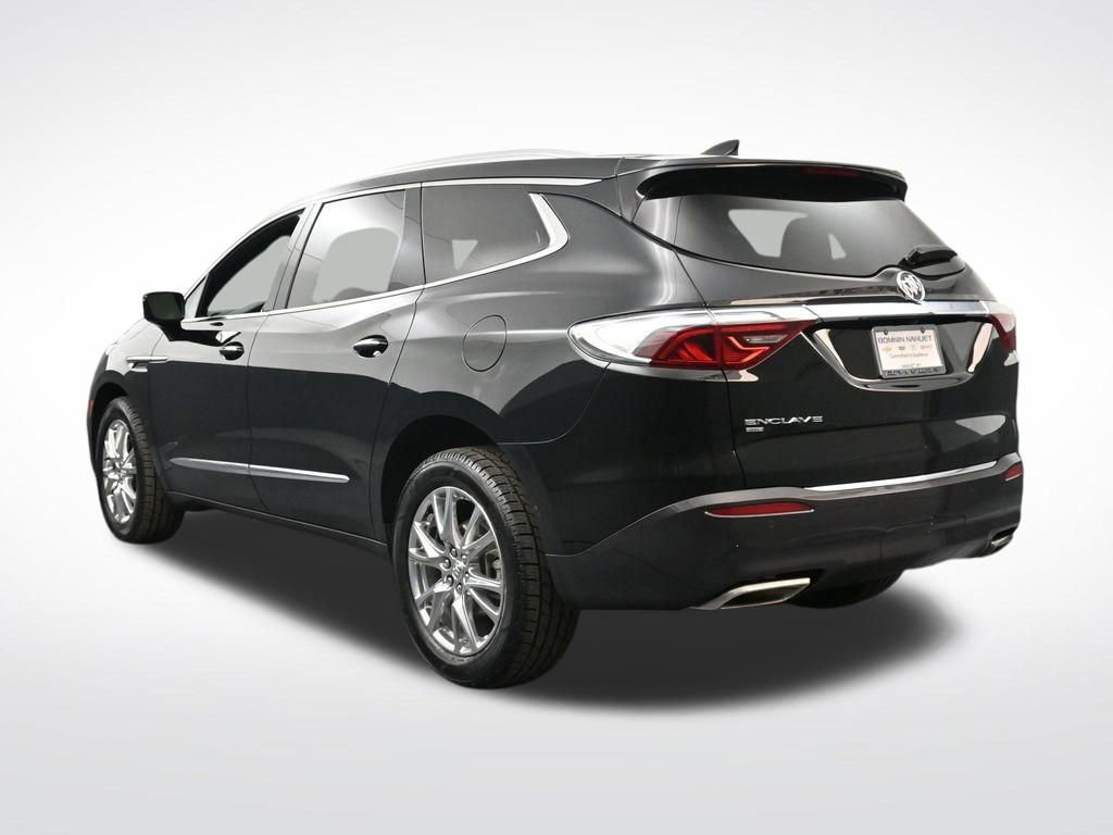 Used 2023 Buick Enclave Essence w/ Experience Buick Package AWD/4WD image 3