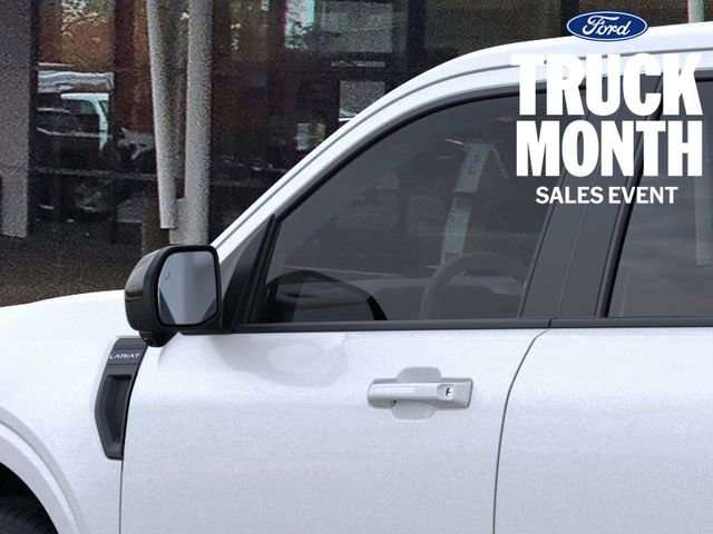 New 2025 Ford Maverick Lariat w/ Black Appearance Package image 21