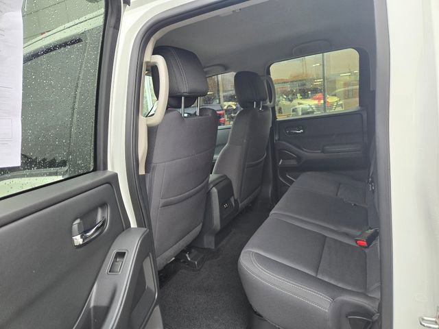 Used 2022 Nissan Frontier SV image 15