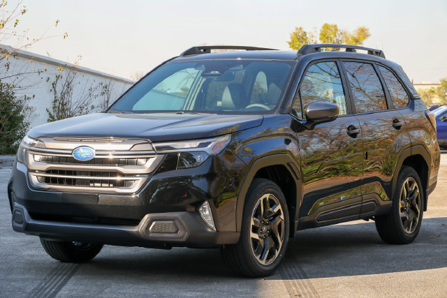 New 2026 Subaru Forester Limited AWD/4WD image 2