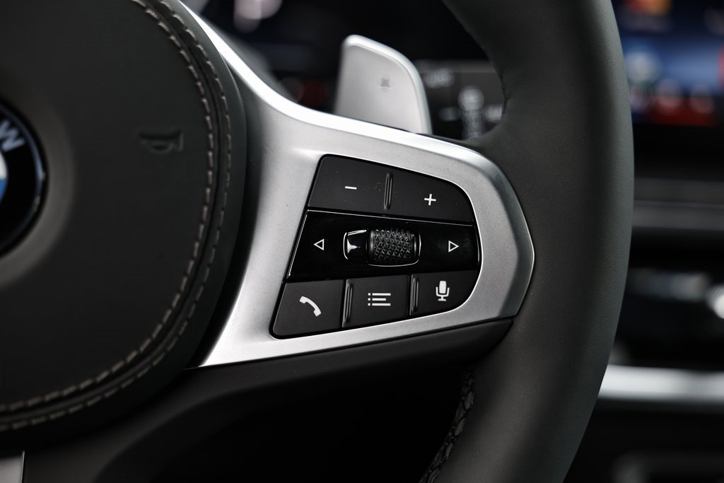 New 2026 BMW X7 xDrive40i w/ M Sport Package image 35