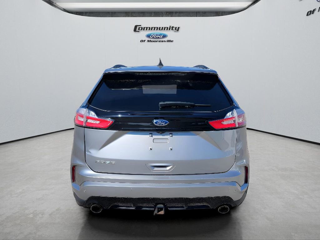 Used 2020 Ford Edge ST-Line w/ Cold Weather Package AWD/4WD image 9