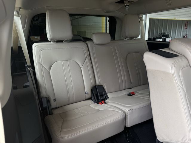 Used 2024 Ford Expedition Max Limited RWD image 35