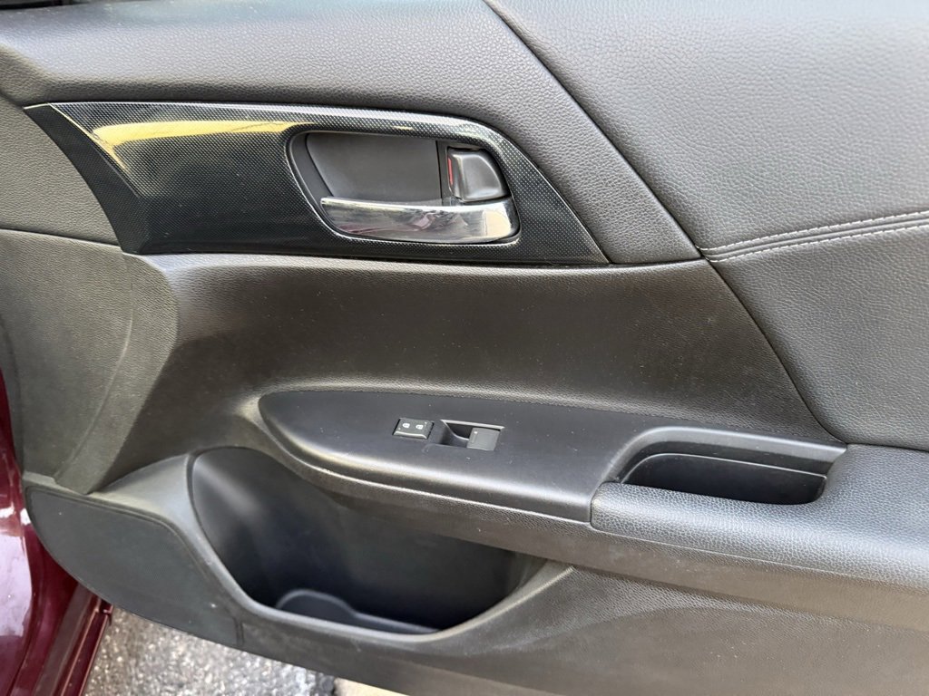 Used 2013 Honda Accord Sport image 44