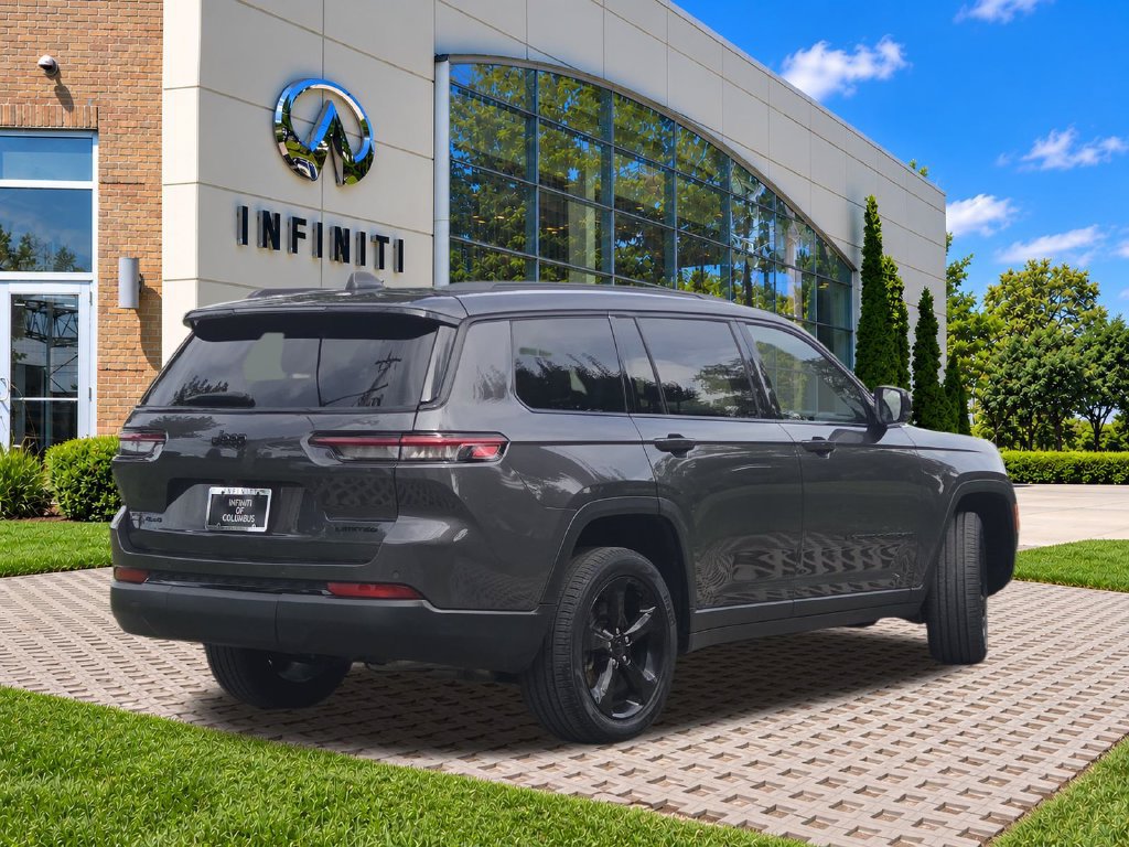 Used 2023 Jeep Grand Cherokee L Limited w/ Black Appearance Package AWD/4WD image 12