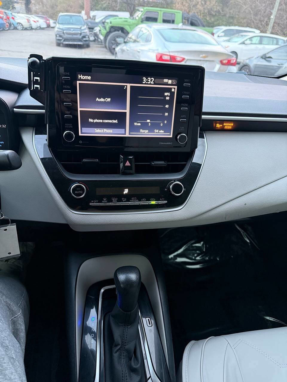 Used 2021 Toyota Corolla LE image 22