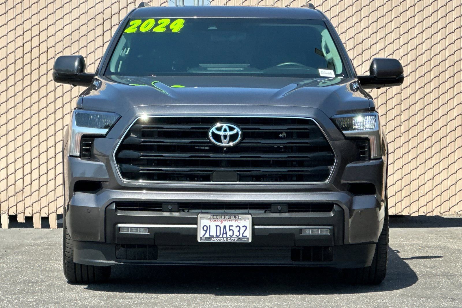Used 2024 Toyota Sequoia SR5 w/ SR5 Premium Package AWD/4WD image 9